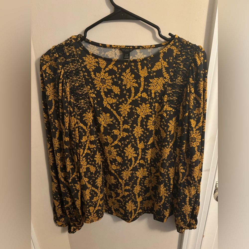 Anne Taylor Balloon Sleeve Blouse